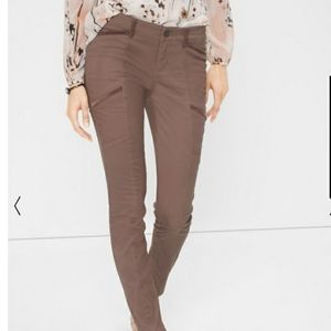 🎁 WHBM Vintage, The Skimmer Jeans. Motto Inspired with Gorgeous Velveteen Trim